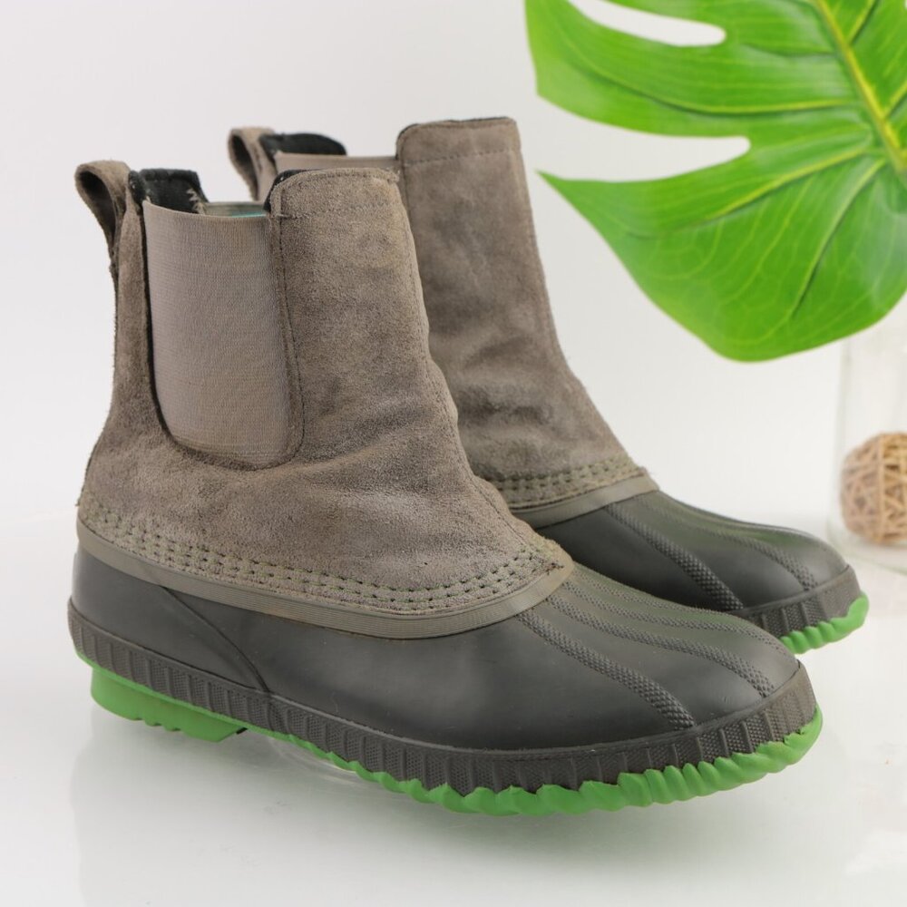 Stylish Women's Gray and Green Boots